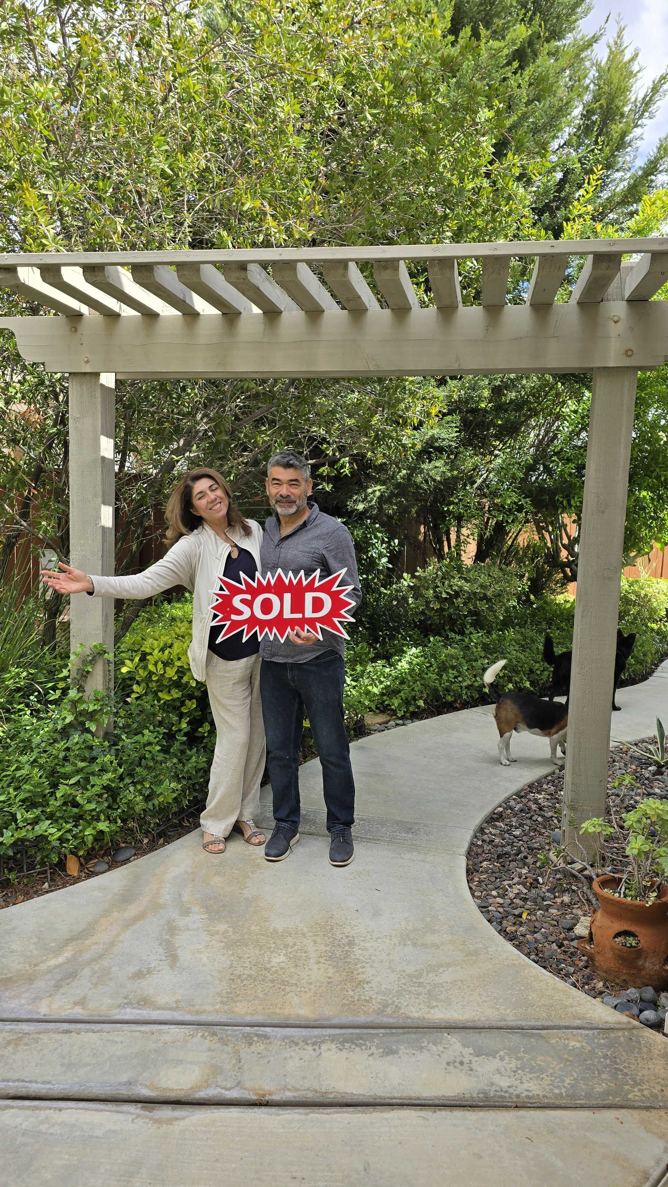 Mario & Sylvia Jacobo